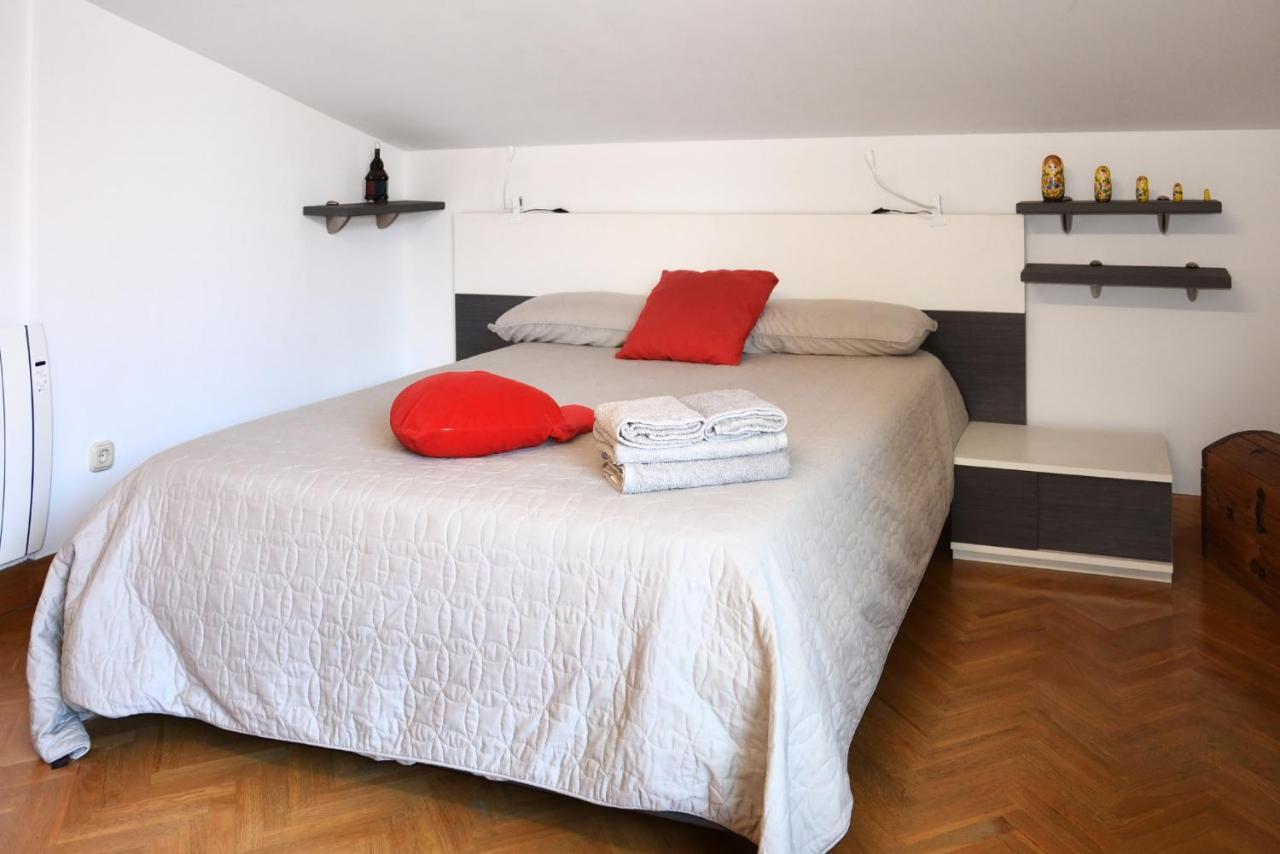 Apartamento En Villa Con Parking Añorga-Lugariz エクステリア 写真